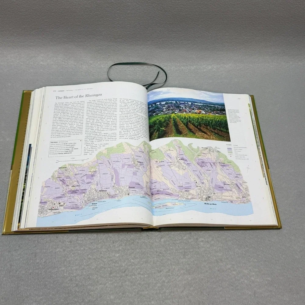 The World Atlas of Wine 6th Ed Hugh Johnson Jancis Robinson HC DJ 2007
